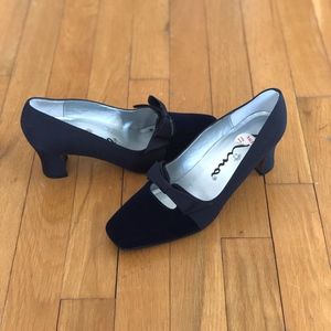 Nina Mid Heels